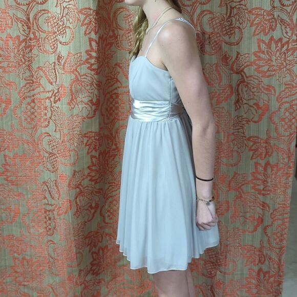 Speechless Junior's light gray Chiffon Pleated Bust spaghetti strap mini Dress - Picture 4 of 7